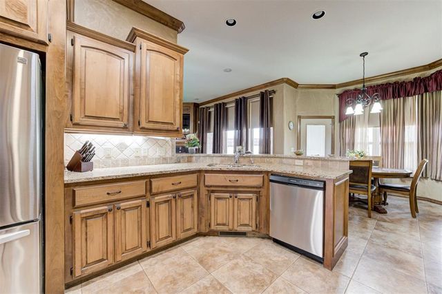 1307 Whispering Ridge Drive, Tuttle, OK 73089