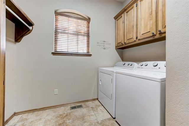 1307 Whispering Ridge Drive, Tuttle, OK 73089