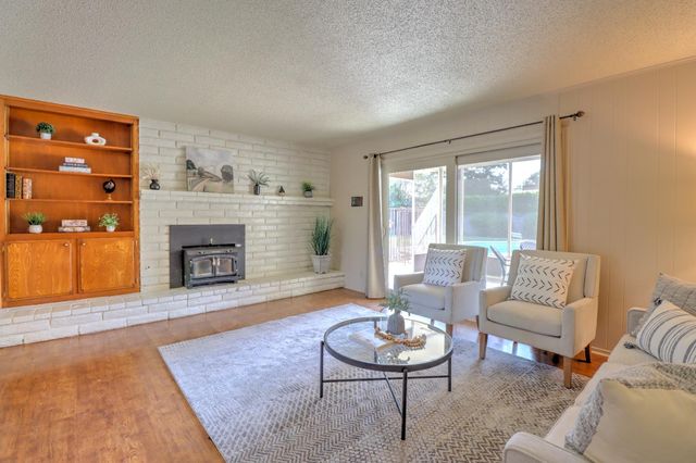 6265 N Colonial Avenue, Fresno, CA 93704