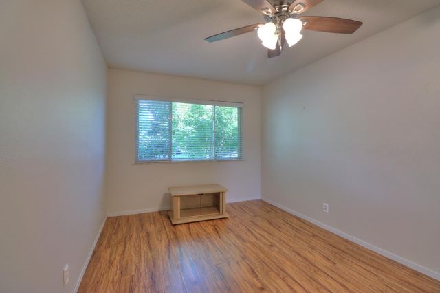 6265 N Colonial Avenue, Fresno, CA 93704