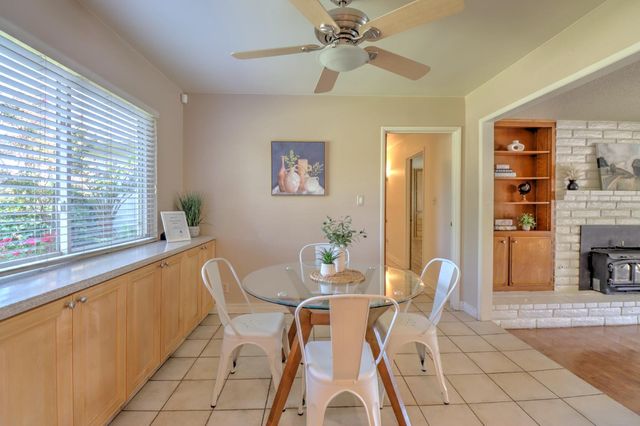 6265 N Colonial Avenue, Fresno, CA 93704