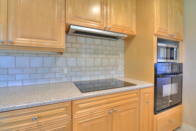 6265 N Colonial Avenue, Fresno, CA 93704