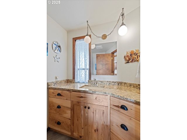 21560 GOOSENECK Rd, Sheridan, OR 97378