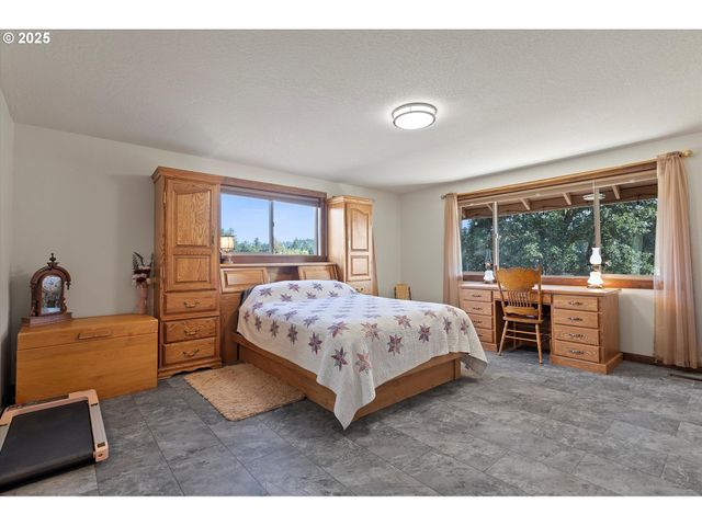 21560 GOOSENECK Rd, Sheridan, OR 97378