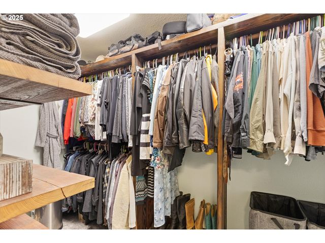 21560 GOOSENECK Rd, Sheridan, OR 97378