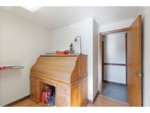 21560 GOOSENECK Rd, Sheridan, OR 97378