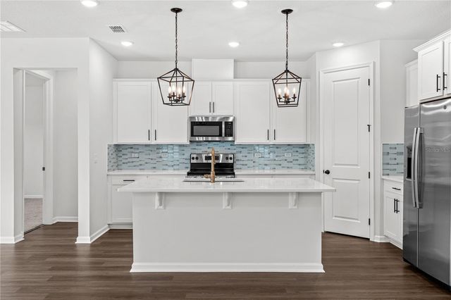 10200 SPRING LAKE DRIVE, Clermont, FL 34711