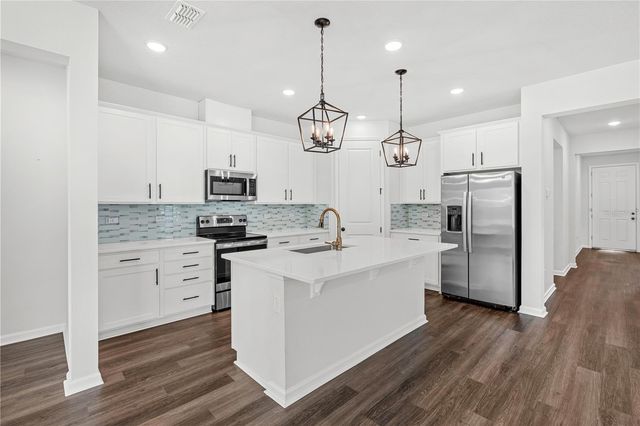 10200 SPRING LAKE DRIVE, Clermont, FL 34711