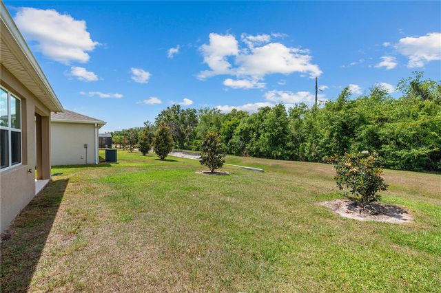 10200 SPRING LAKE DRIVE, Clermont, FL 34711