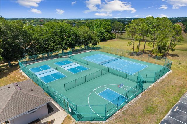 10200 SPRING LAKE DRIVE, Clermont, FL 34711