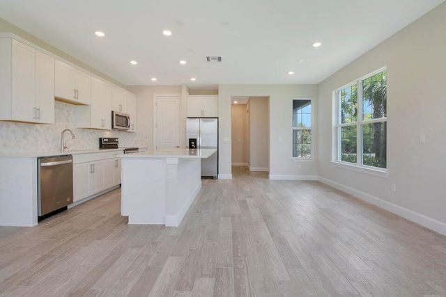 1875 SE Ocean Cove Way, Stuart, FL 34996