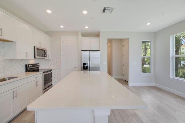 1875 SE Ocean Cove Way, Stuart, FL 34996