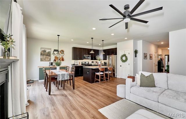 363 Victory Height Drive, Wentzville, MO 63385