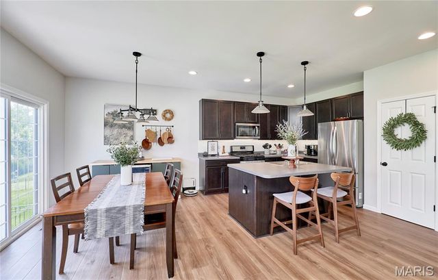 363 Victory Height Drive, Wentzville, MO 63385