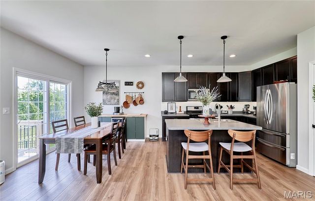 363 Victory Height Drive, Wentzville, MO 63385