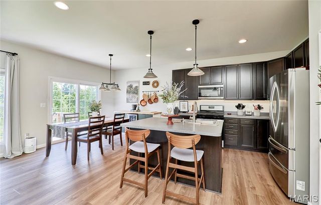 363 Victory Height Drive, Wentzville, MO 63385
