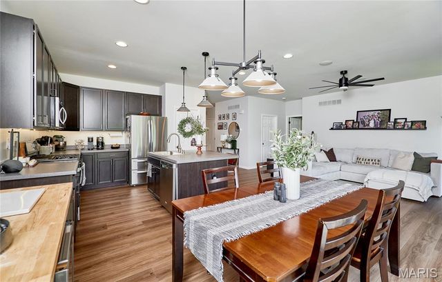 363 Victory Height Drive, Wentzville, MO 63385