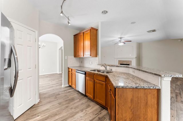 34 Bryce Branch Circle, The Woodlands, TX 77382