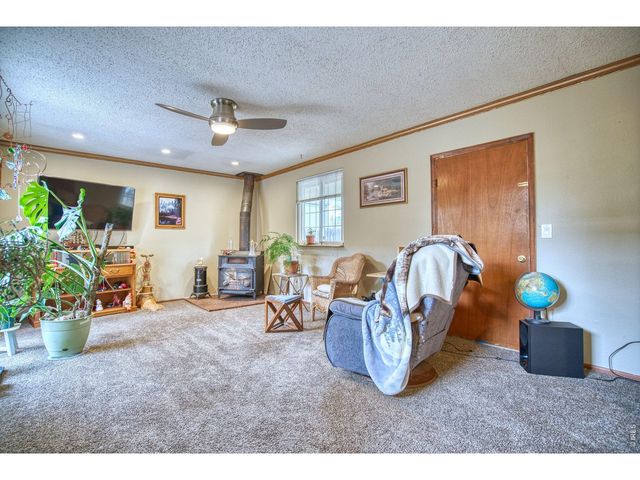 36 Placer Ave, Longmont, CO 80504