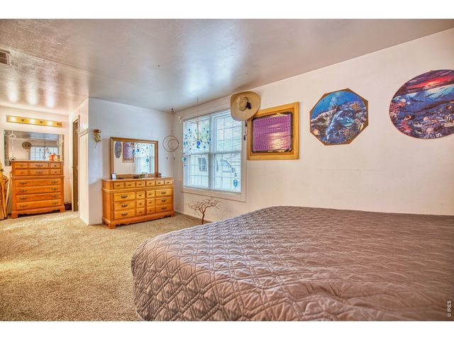 36 Placer Ave, Longmont, CO 80504