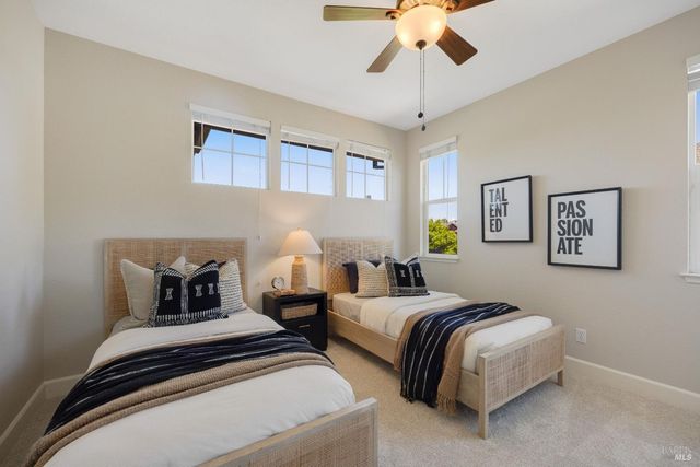 1716 Southridge Dr, Petaluma, CA 94954