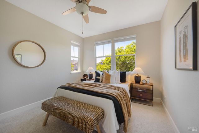 1716 Southridge Dr, Petaluma, CA 94954