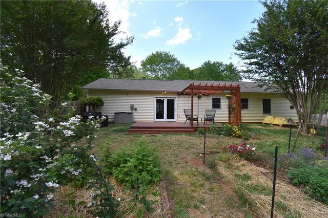 2505 Mill Brook Trail, Kernersville, NC 27284