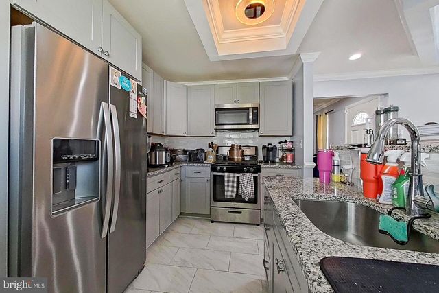 8203 WOODSIDE CT, Parkville, MD 21234