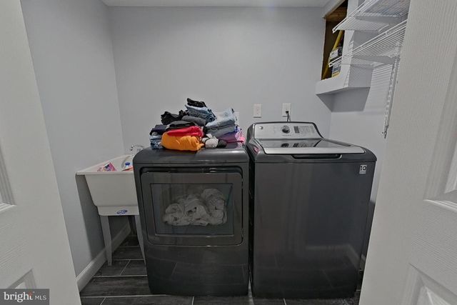 8203 WOODSIDE CT, Parkville, MD 21234