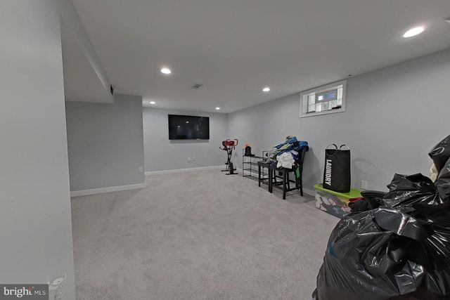 8203 WOODSIDE CT, Parkville, MD 21234