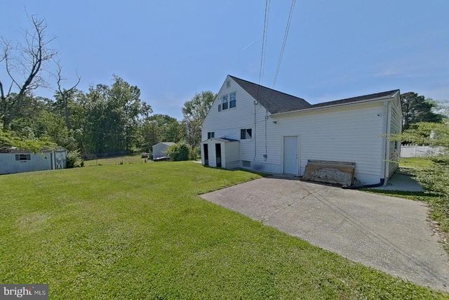 8203 WOODSIDE CT, Parkville, MD 21234