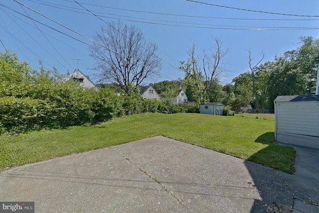 8203 WOODSIDE CT, Parkville, MD 21234