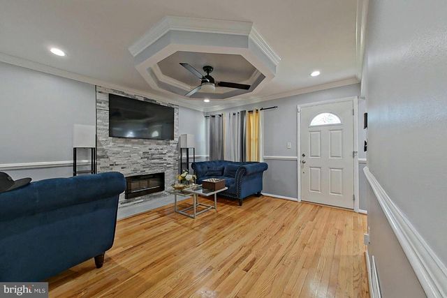 8203 WOODSIDE CT, Parkville, MD 21234