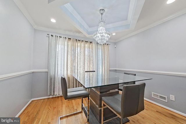 8203 WOODSIDE CT, Parkville, MD 21234