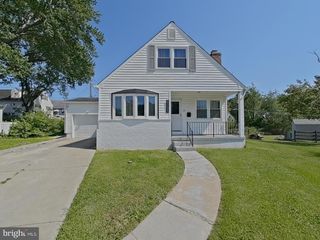 8203 WOODSIDE CT, Parkville, MD 21234