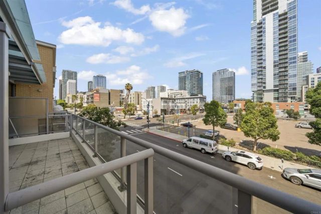 575 6th Avenue 216, San Diego, CA 92101