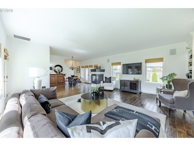 2332 DEVON Ave, Eugene, OR 97408