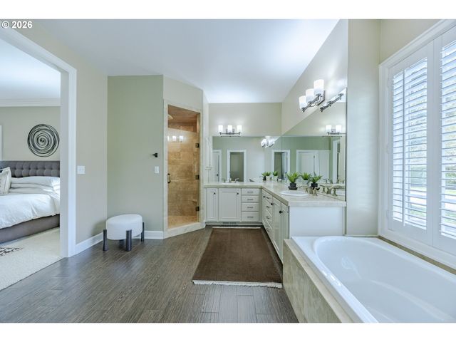 2332 DEVON Ave, Eugene, OR 97408