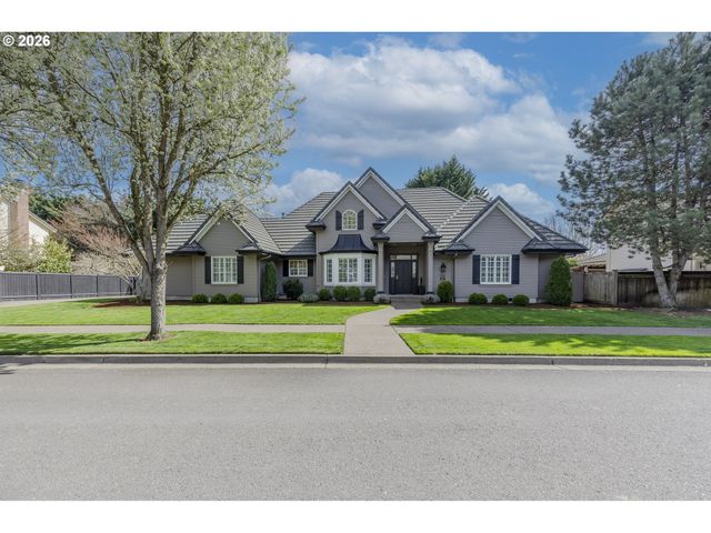 2332 DEVON Ave, Eugene, OR 97408