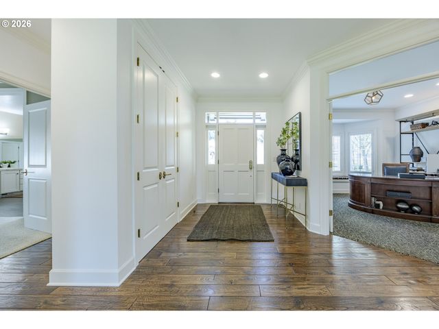 2332 DEVON Ave, Eugene, OR 97408