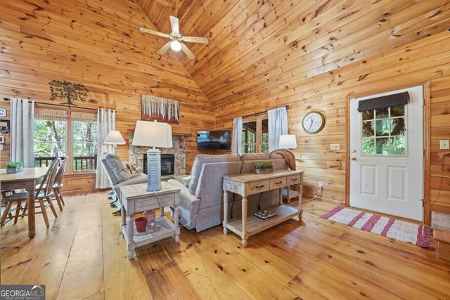 105 Blackberry Falls Court, Ellijay, GA 30536