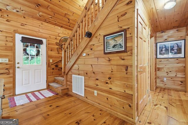 105 Blackberry Falls Court, Ellijay, GA 30536