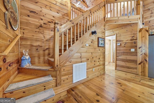 105 Blackberry Falls Court, Ellijay, GA 30536