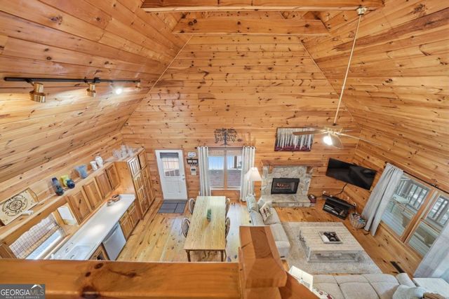 105 Blackberry Falls Court, Ellijay, GA 30536