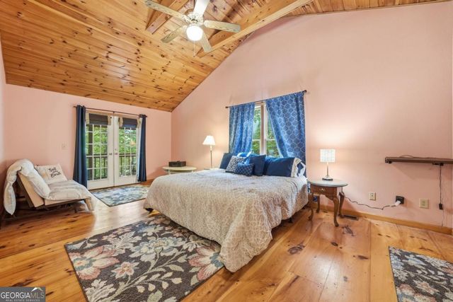 105 Blackberry Falls Court, Ellijay, GA 30536
