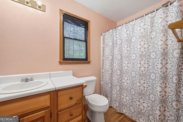 105 Blackberry Falls Court, Ellijay, GA 30536