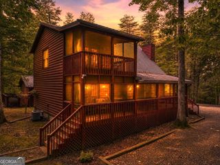 105 Blackberry Falls Court, Ellijay, GA 30536
