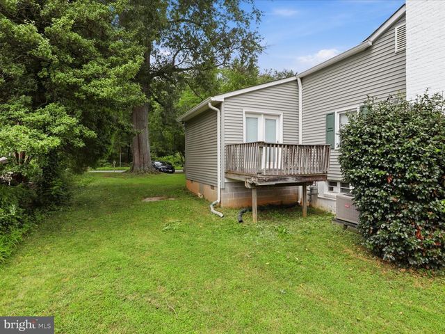 10643 OLD COLCHESTER RD, Lorton, VA 22079
