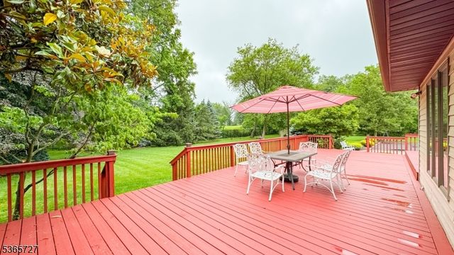 15 Michael Ln, Scotch Plains Twp., NJ 07076