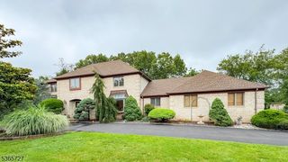 15 Michael Ln, Scotch Plains Twp., NJ 07076